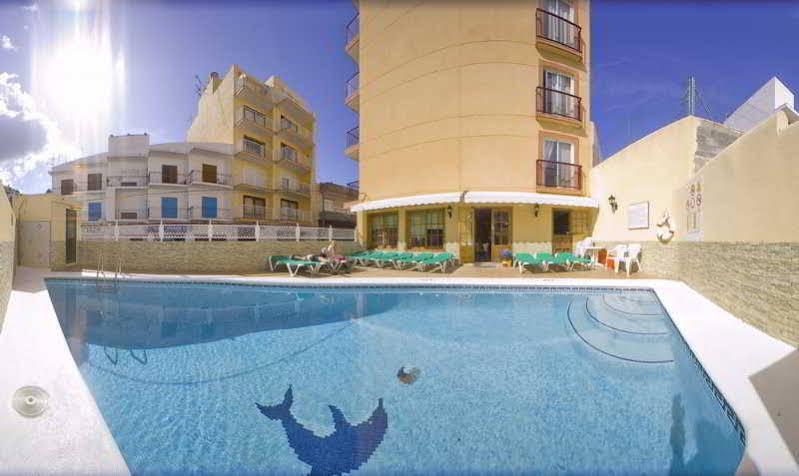 Hostal Adelino San Antonio  Luaran gambar
