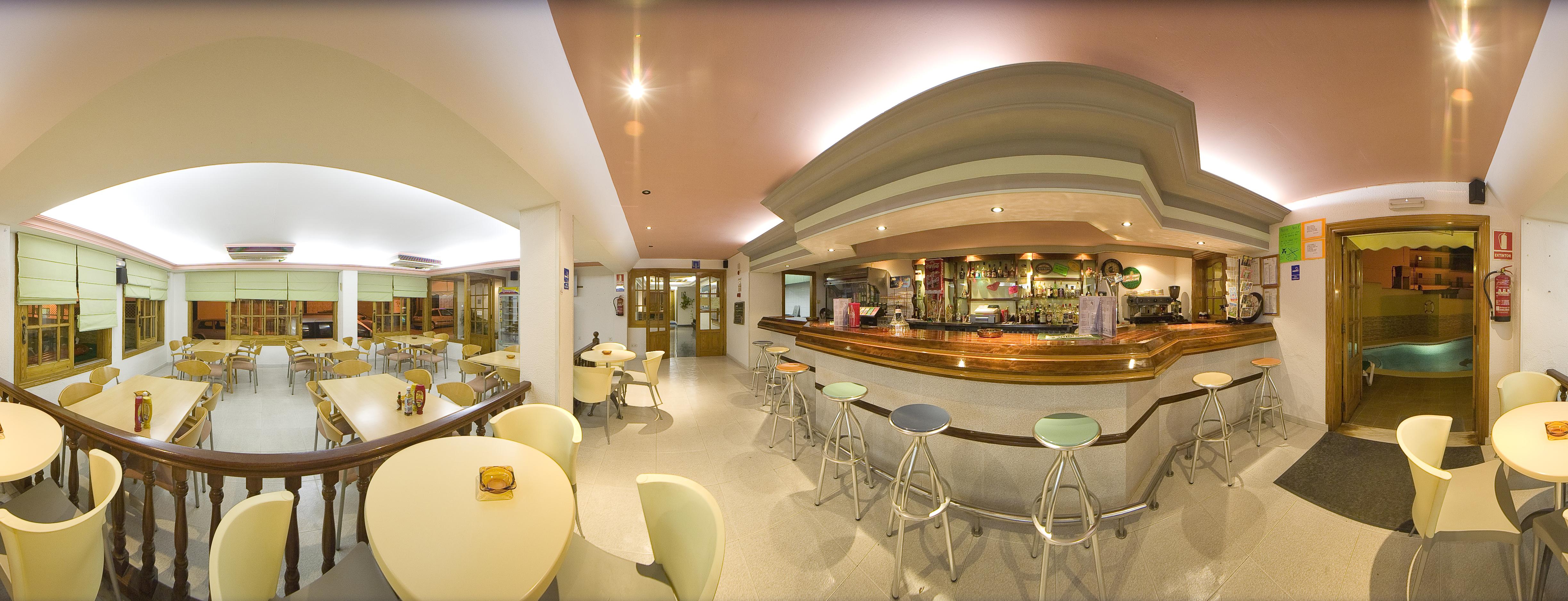 Hostal Adelino San Antonio  Luaran gambar
