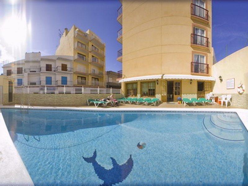 Hostal Adelino San Antonio  Luaran gambar